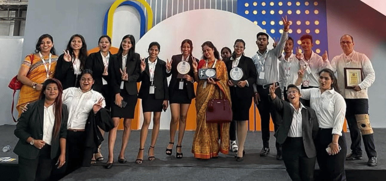 Kolkata Air Hostess Academy Students photo 1